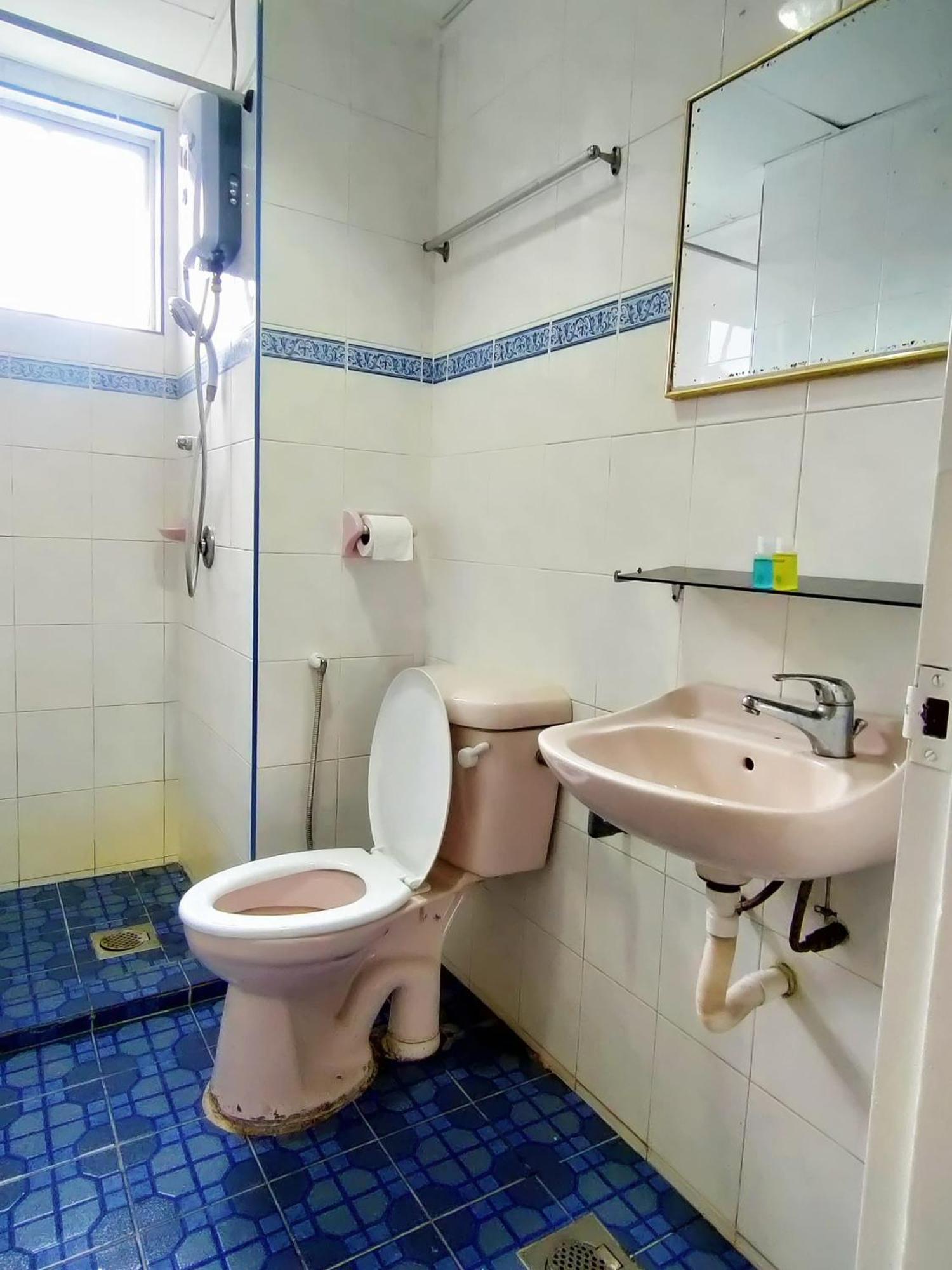 The Little Star Studio Hotel- Star Regency Brinchang Extérieur photo