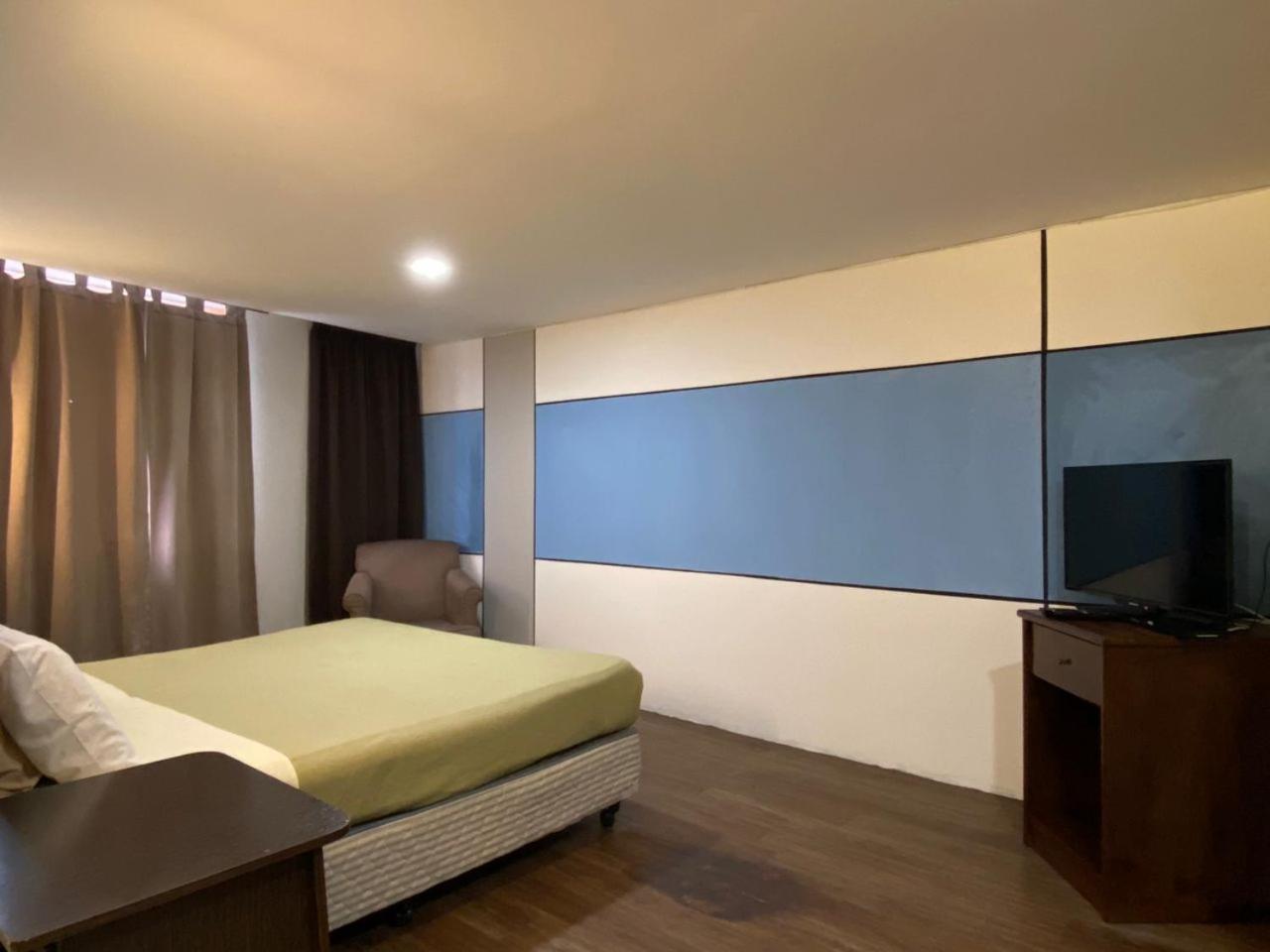 The Little Star Studio Hotel- Star Regency Brinchang Extérieur photo