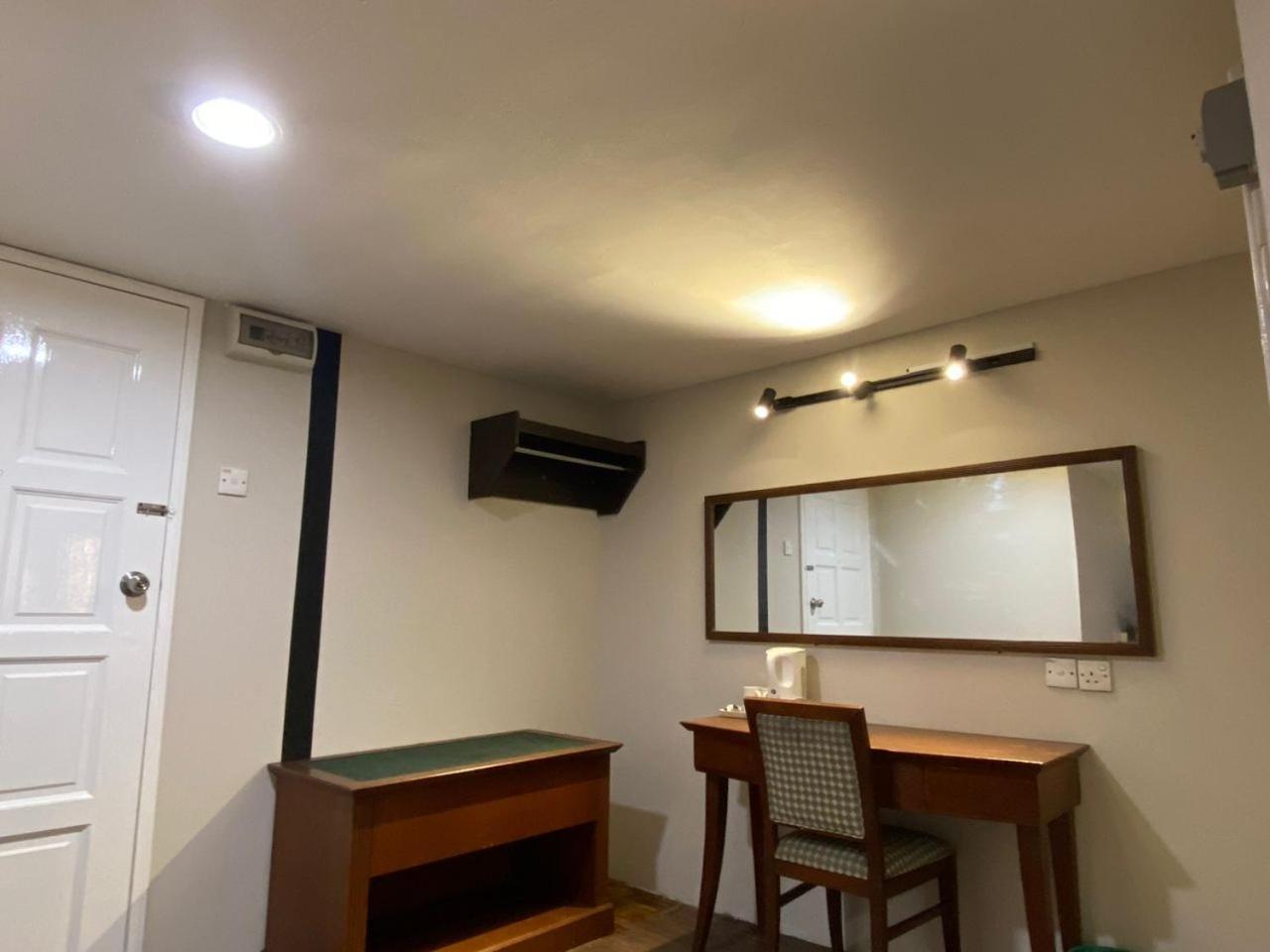 The Little Star Studio Hotel- Star Regency Brinchang Extérieur photo